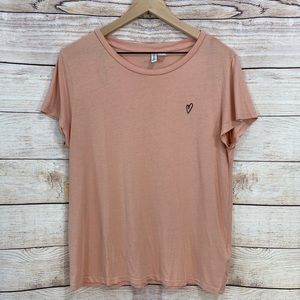 Divided H&M Short sleeve Tee.